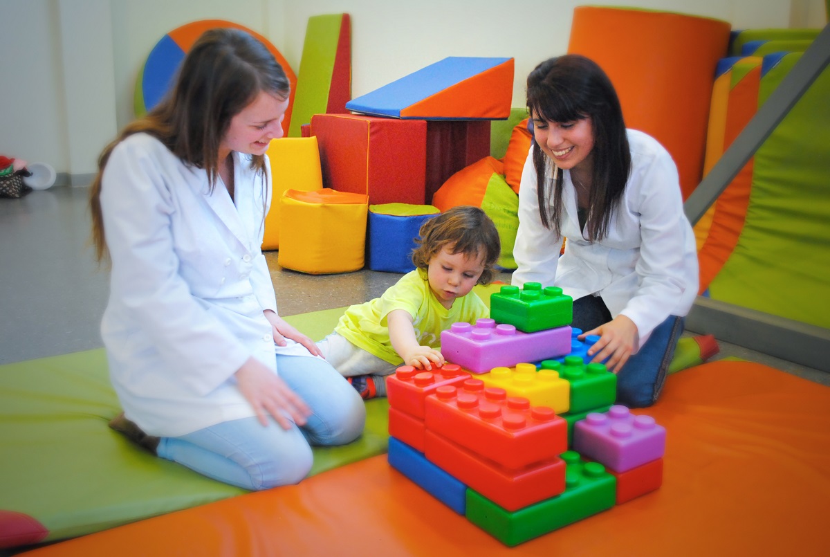 Acreditan por 5 años a Terapia Ocupacional UACh