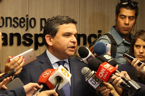 Presidente del CPLT por escándalo de Facebook: “Chile aún se encuentra en la era de hielo en términos regulatorios”