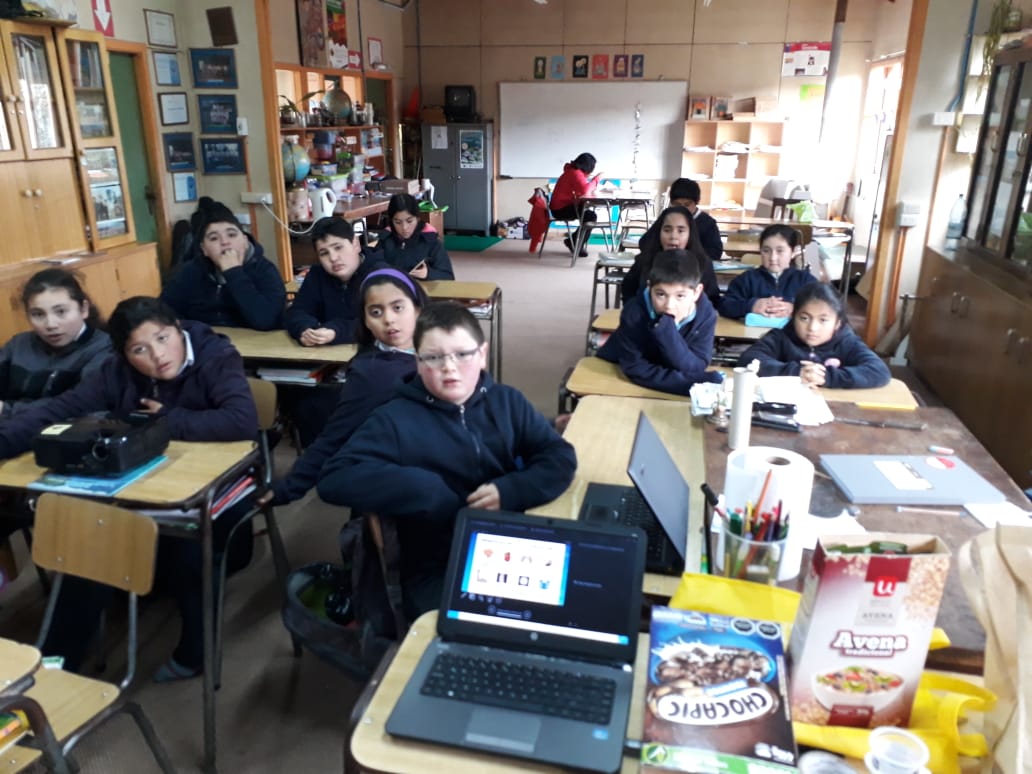 Taller de alimentación saludable en la Escuela La Estancia.