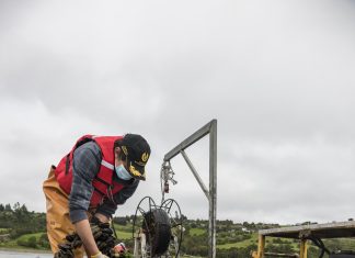 Realizan taller en Calbuco sobre normativa que busca sostenibilidad del sector Mitilicultor