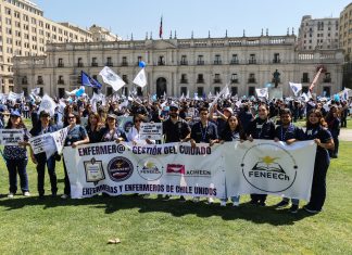 Masiva movilización nacional de enfermeras y enfermeros