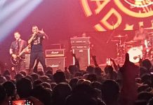 Fiskales Ad-Hok desata un vendaval punk con “Un nuevo circo llega a la ciudad”