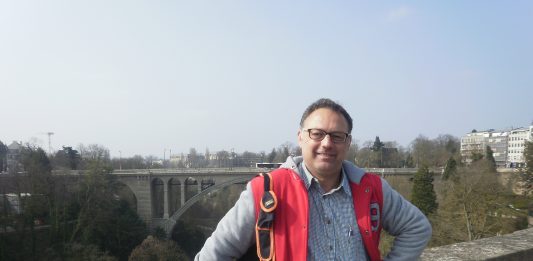 Cuando te toso / Artículo Opinión Jesús Antonio Fernández Olmedo